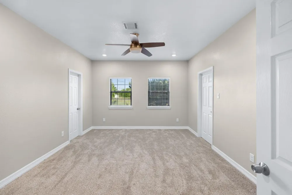 10269 Highway 90 Bedias, TX 77831