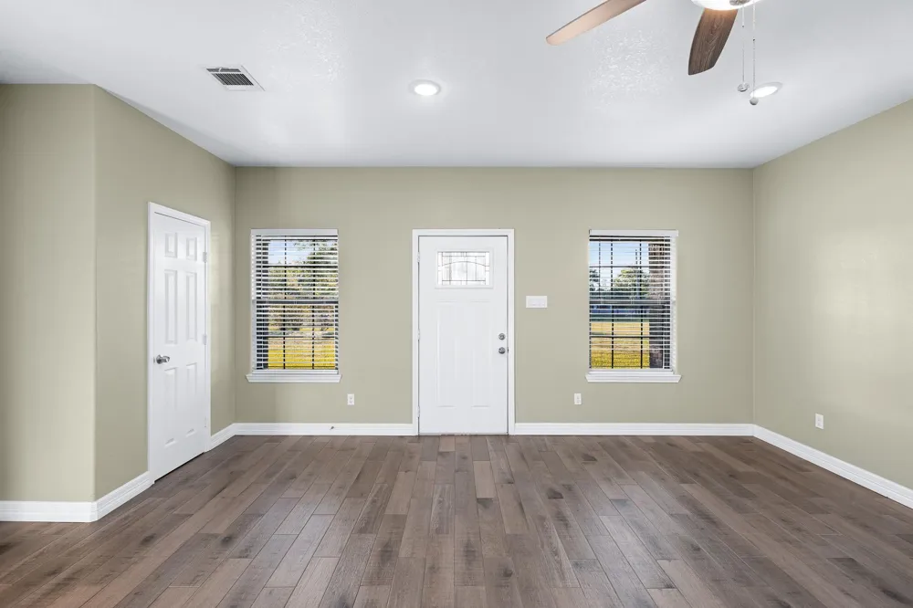 10269 Highway 90 Bedias, TX 77831