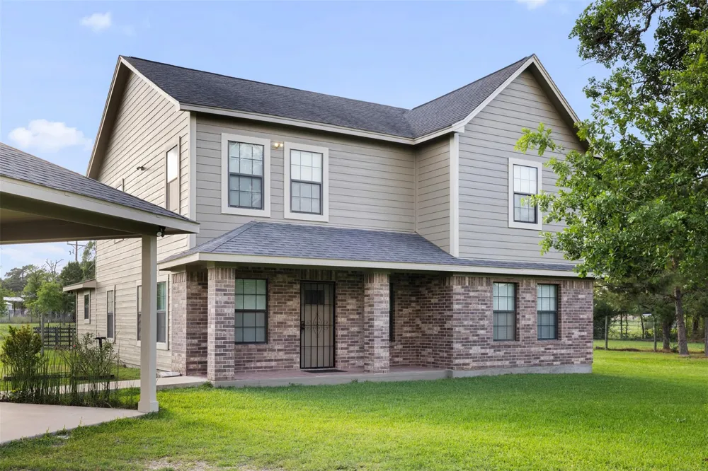 10269 Highway 90 Bedias, TX 77831