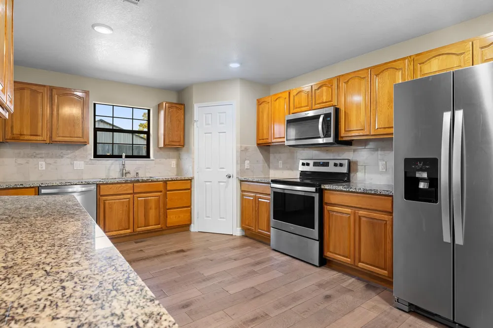 10269 Highway 90 Bedias, TX 77831