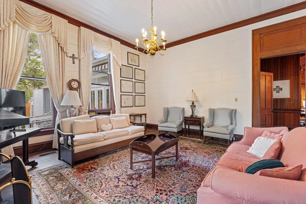 351 E Colorado Street La Grange, TX 78945