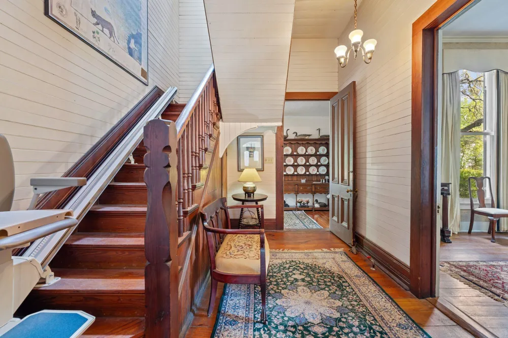 351 E Colorado Street La Grange, TX 78945