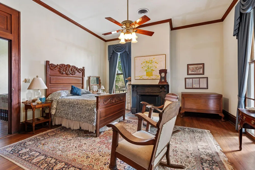 351 E Colorado Street La Grange, TX 78945