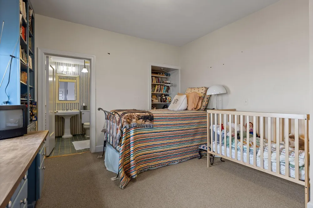588 W Brow Road Lookout Mountain, TN 37350