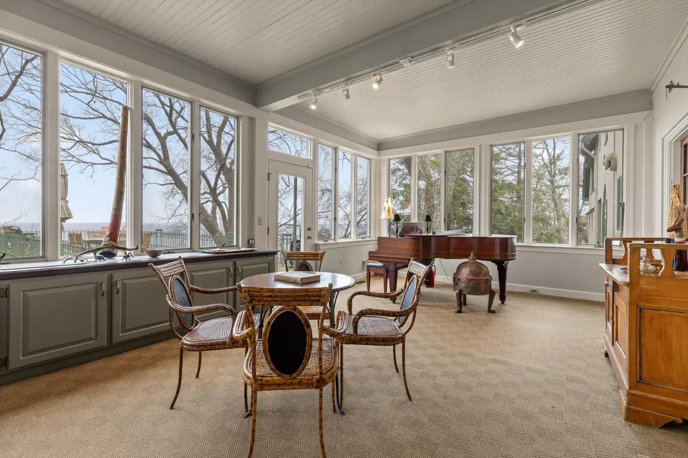 588 W Brow Road Lookout Mountain, TN 37350