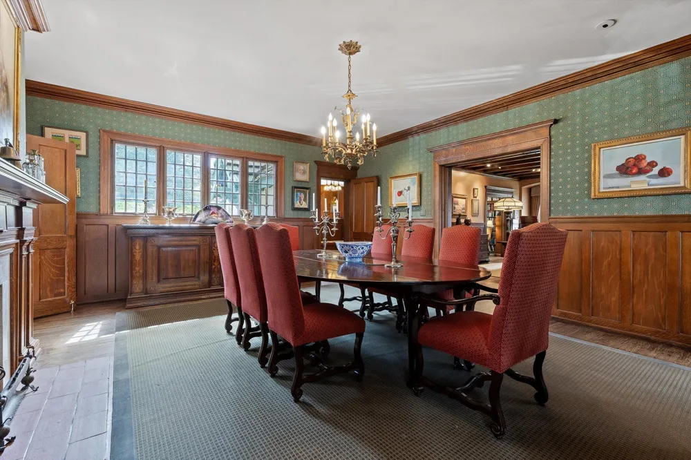 588 W Brow Road Lookout Mountain, TN 37350