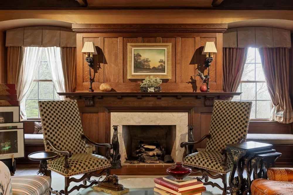 588 W Brow Road Lookout Mountain, TN 37350