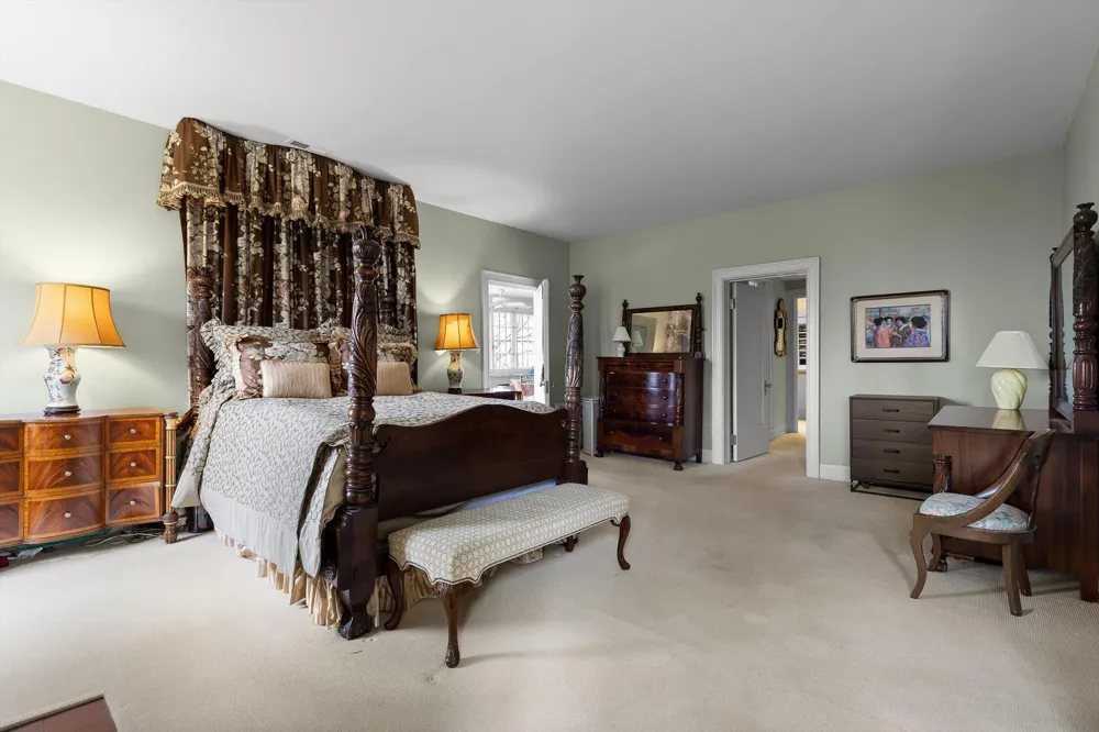 588 W Brow Road Lookout Mountain, TN 37350