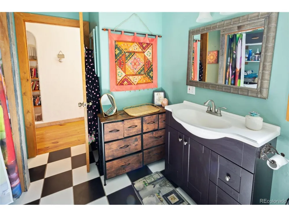 400 W Galena Crestone, CO 81131