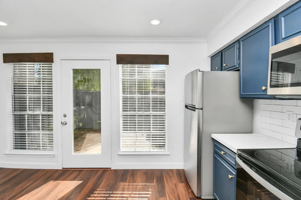 2002 Gentryside Drive #113 Houston, TX 77077