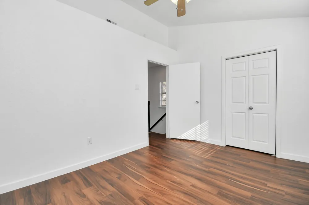 2002 Gentryside Drive #113 Houston, TX 77077