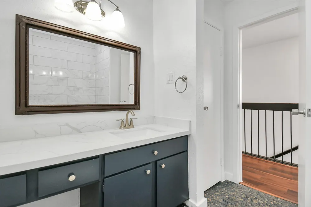 2002 Gentryside Drive #113 Houston, TX 77077