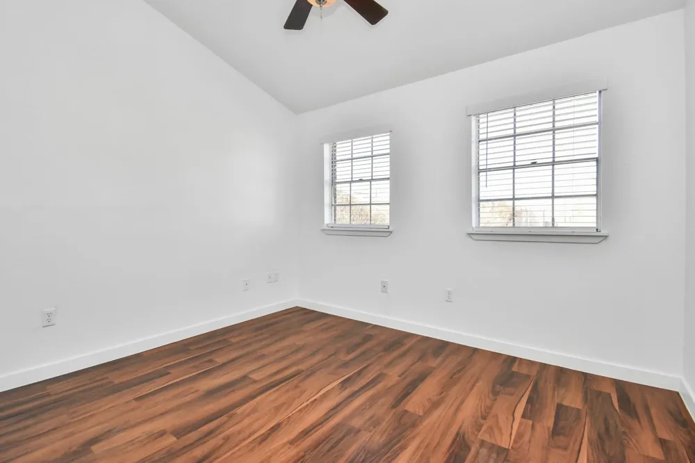 2002 Gentryside Drive #113 Houston, TX 77077