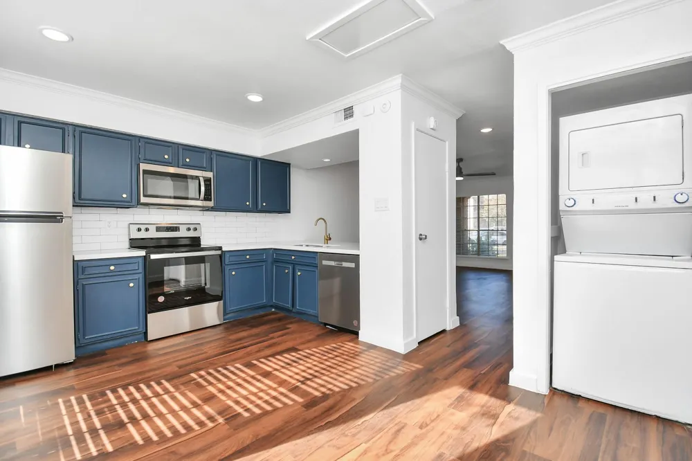 2002 Gentryside Drive #113 Houston, TX 77077