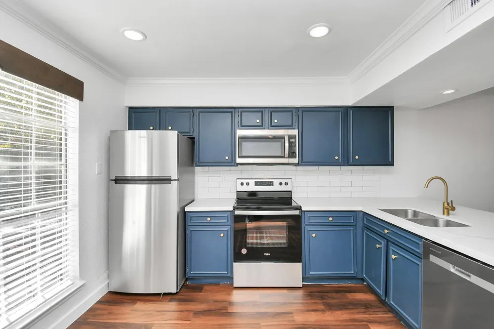 2002 Gentryside Drive #113 Houston, TX 77077