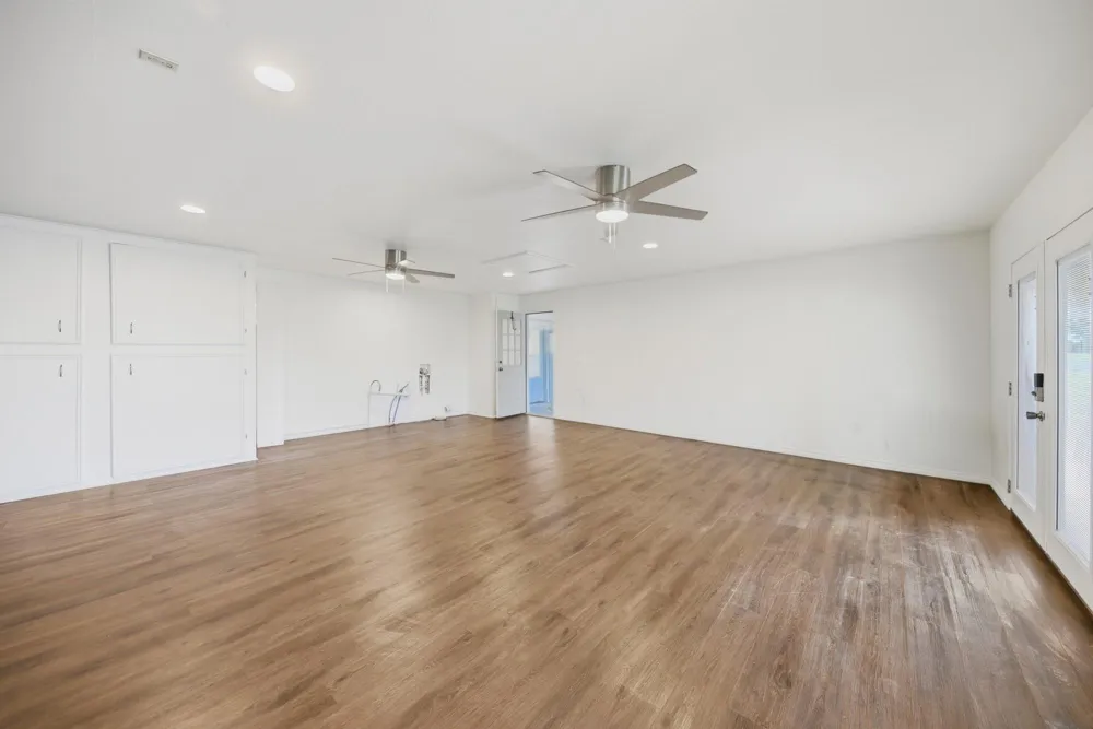 4988 Thane Road Road Navasota, TX 77868