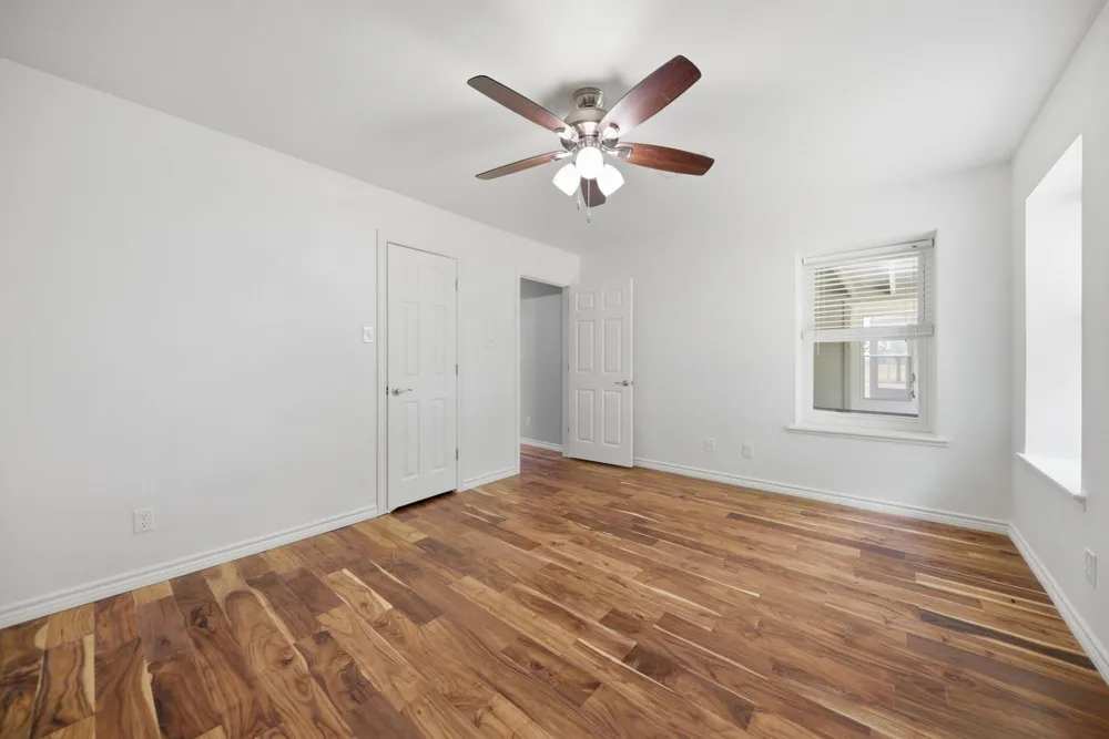 4988 Thane Road Road Navasota, TX 77868