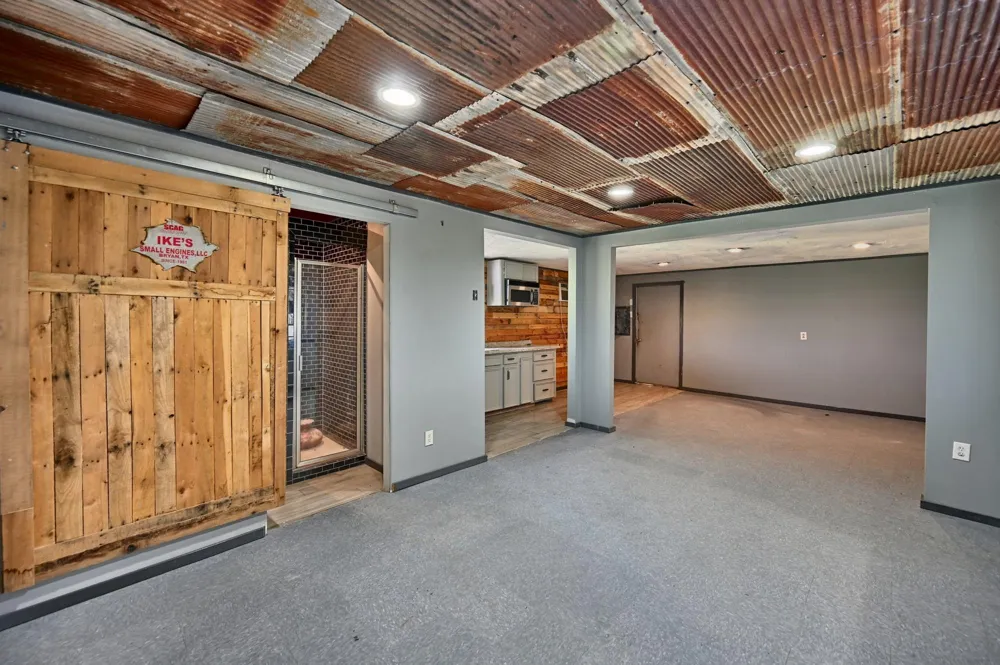 4988 Thane Road Road Navasota, TX 77868