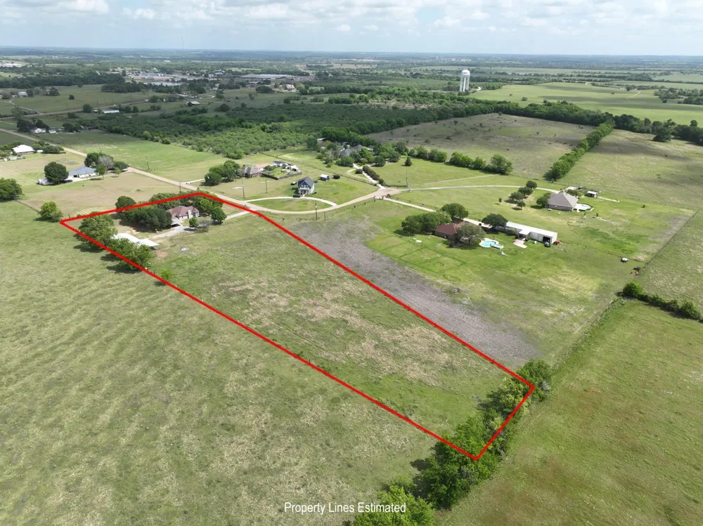 4988 Thane Road Road Navasota, TX 77868