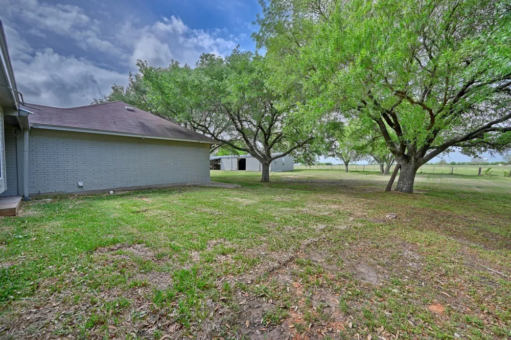 4988 Thane Road Road Navasota, TX 77868