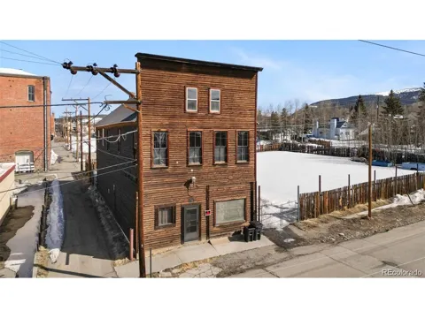112 E 3rd Street