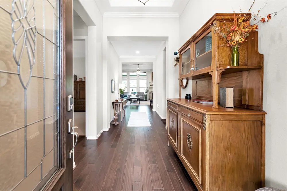 1015 Ginger Glade Lane Pinehurst, TX 77362
