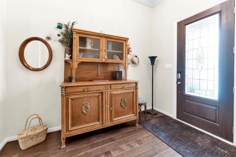 1015 Ginger Glade Lane Pinehurst, TX 77362