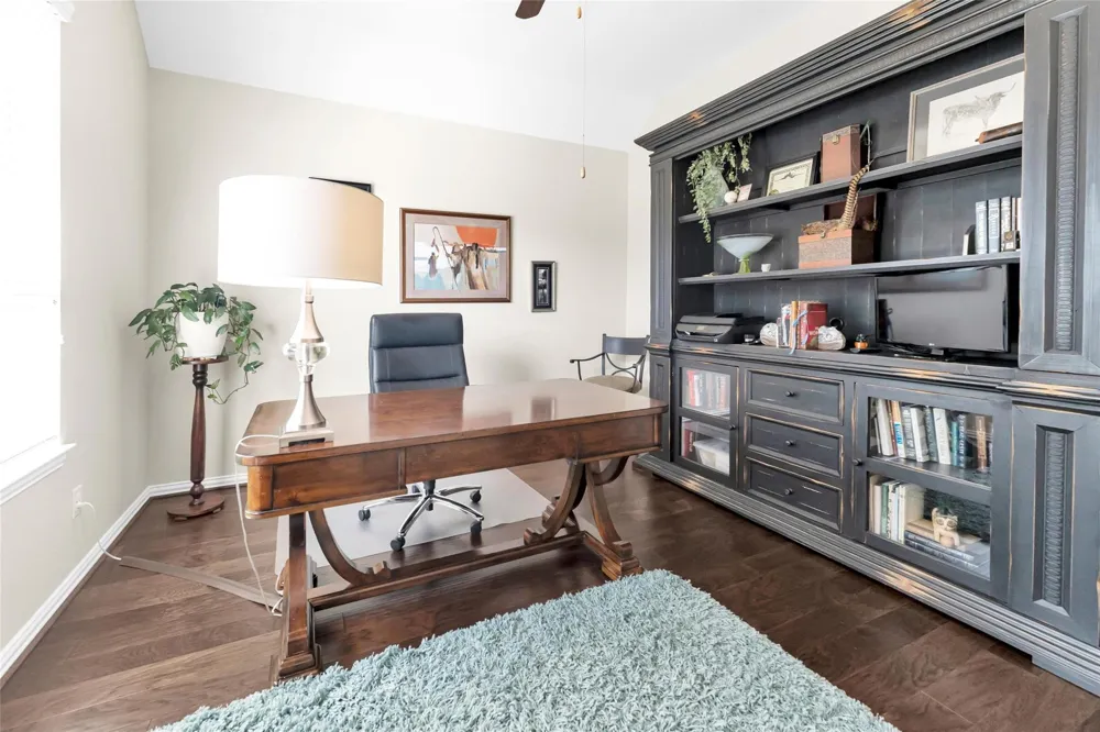 1015 Ginger Glade Lane Pinehurst, TX 77362