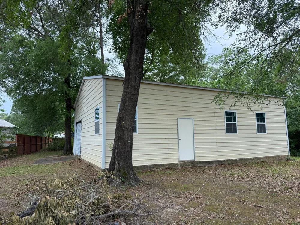 200 Lagoon Drive Point Blank, TX 77364