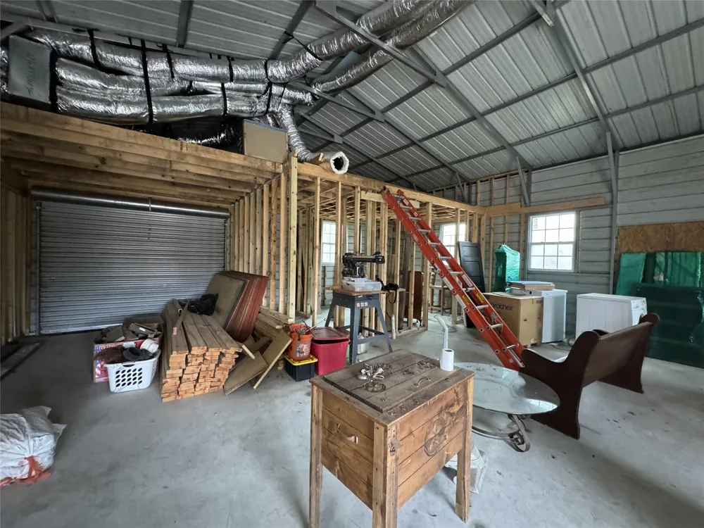 200 Lagoon Drive Point Blank, TX 77364
