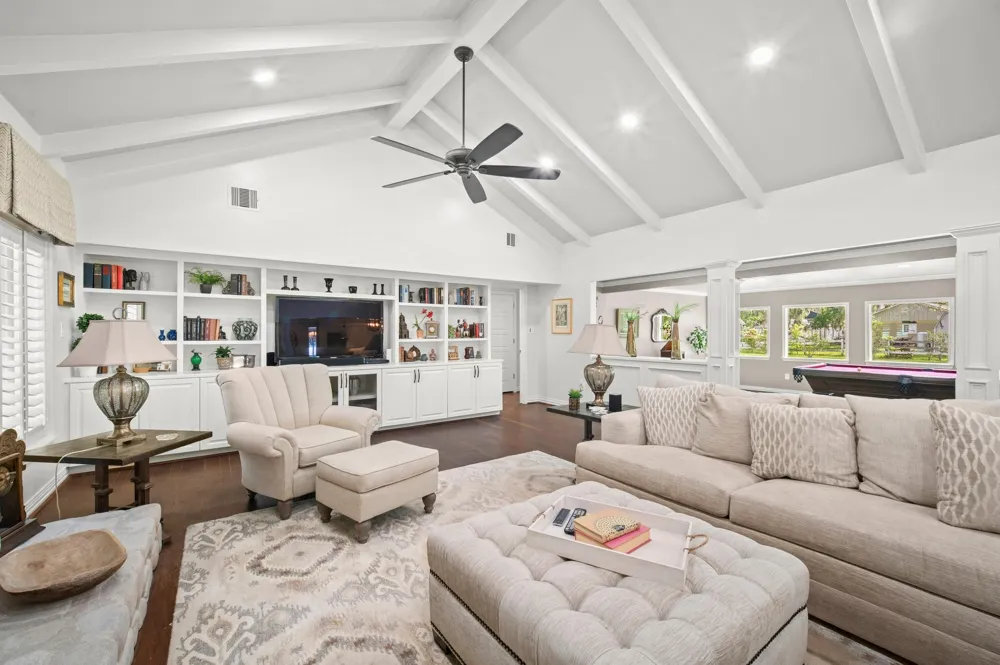 822 Surrey Lane Simonton, TX 77485