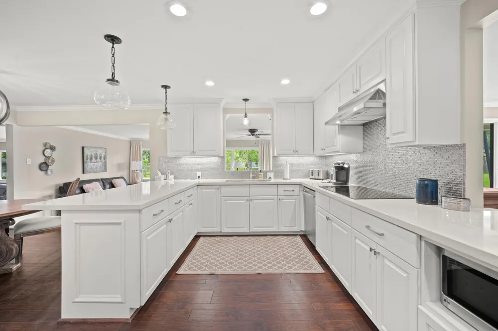 822 Surrey Lane Simonton, TX 77485
