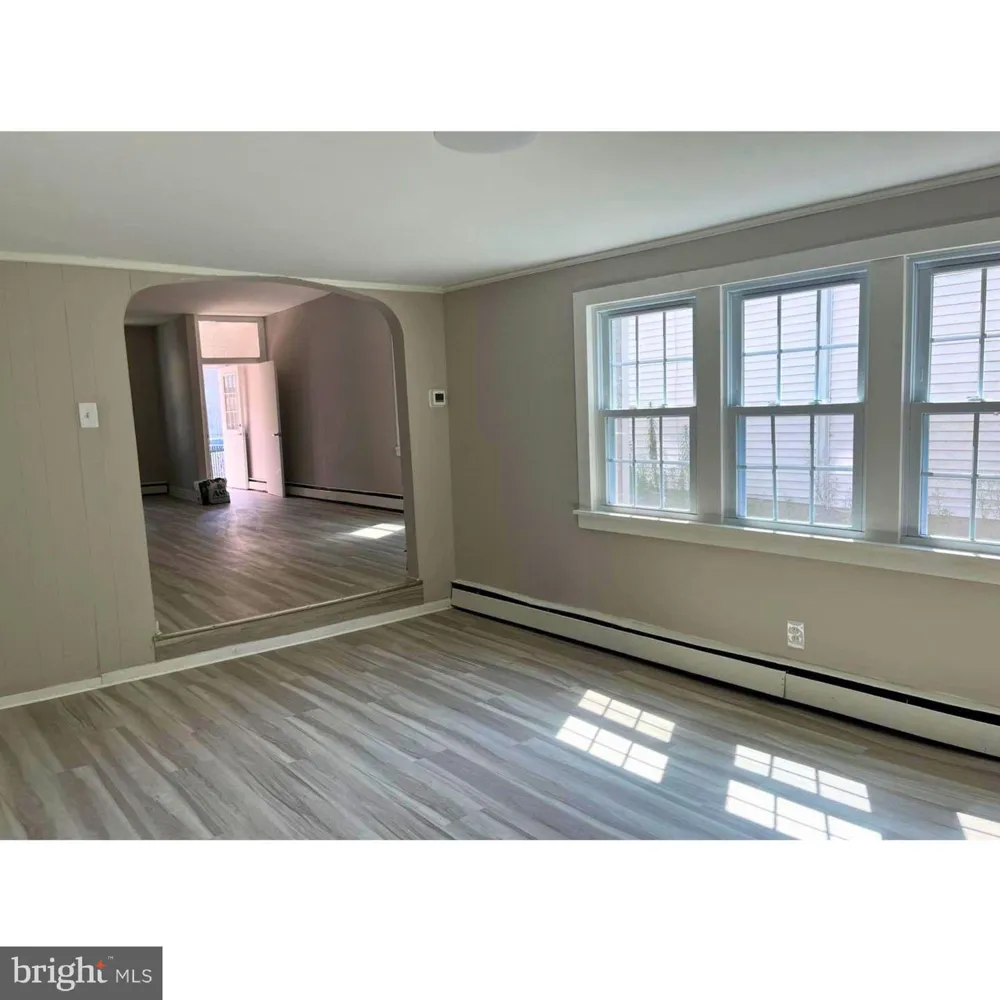 116 E FEDERAL STREET Burlington, NJ 08016