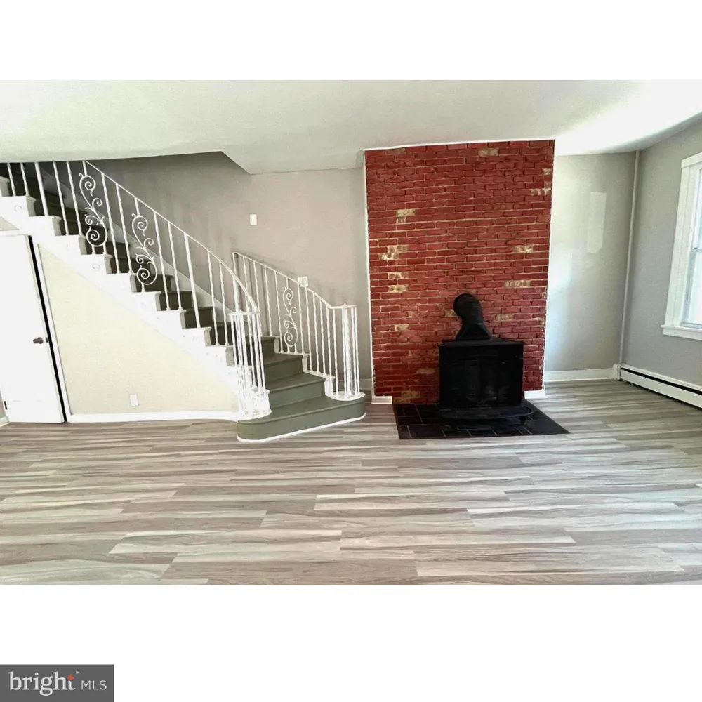 116 E FEDERAL STREET Burlington, NJ 08016