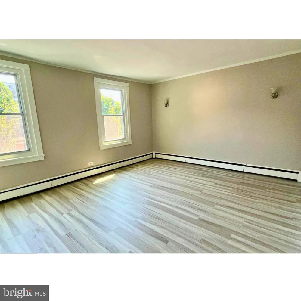 116 E FEDERAL STREET Burlington, NJ 08016