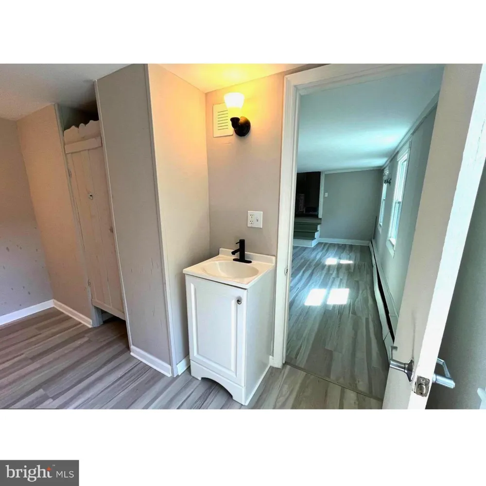 116 E FEDERAL STREET Burlington, NJ 08016