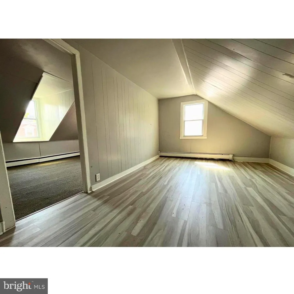 116 E FEDERAL STREET Burlington, NJ 08016