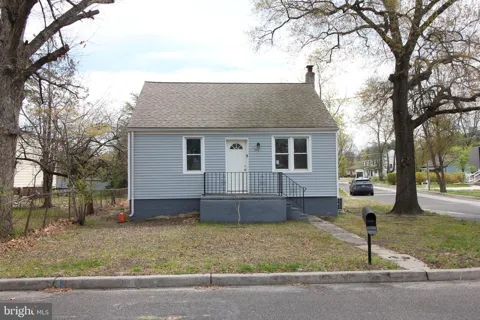 202 CHESTNUT AVENUE