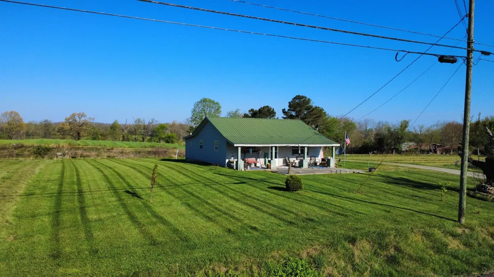 1107 Summer City Rd Pikeville, TN 37367