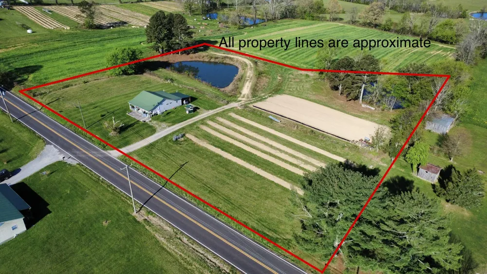 1107 Summer City Rd Pikeville, TN 37367