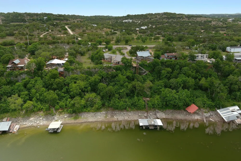 2706 Pace Bend Road S Spicewood, TX 78669