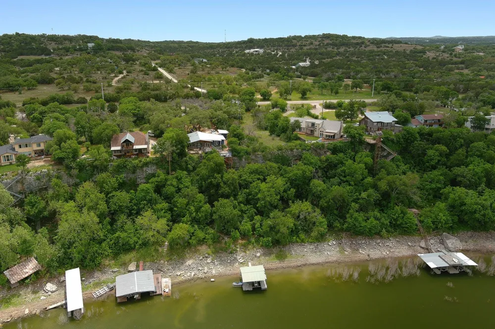 2706 Pace Bend Road S Spicewood, TX 78669