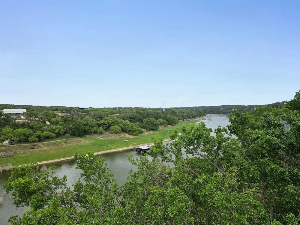 2706 Pace Bend Road S Spicewood, TX 78669