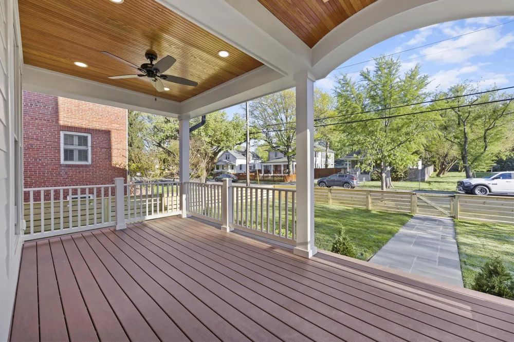 14 E MONROE AVENUE Alexandria, VA 22301