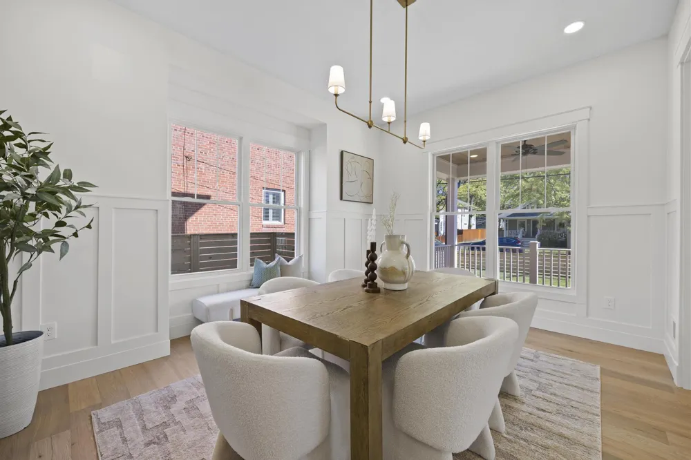 14 E MONROE AVENUE Alexandria, VA 22301