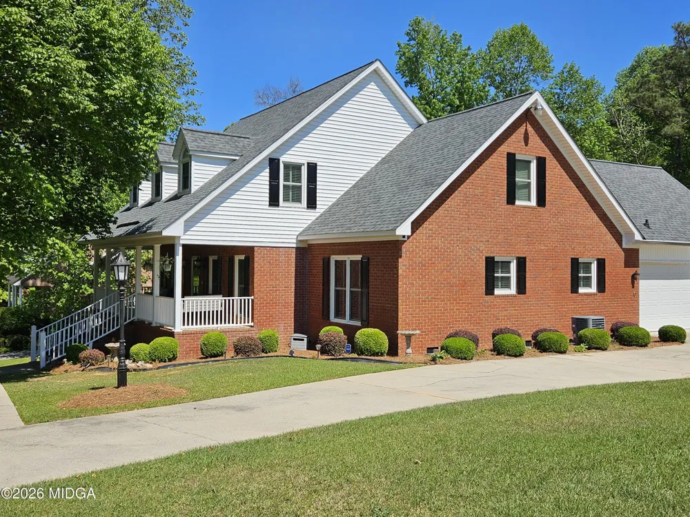 200 Gates Road Lizella, GA 31052