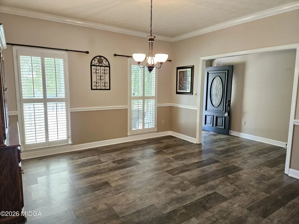 200 Gates Road Lizella, GA 31052