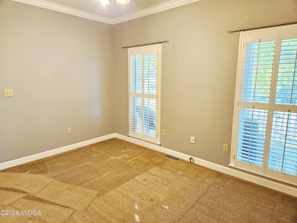 200 Gates Road Lizella, GA 31052