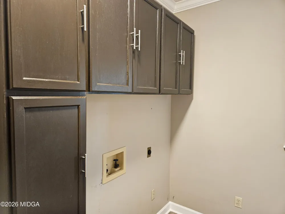 200 Gates Road Lizella, GA 31052