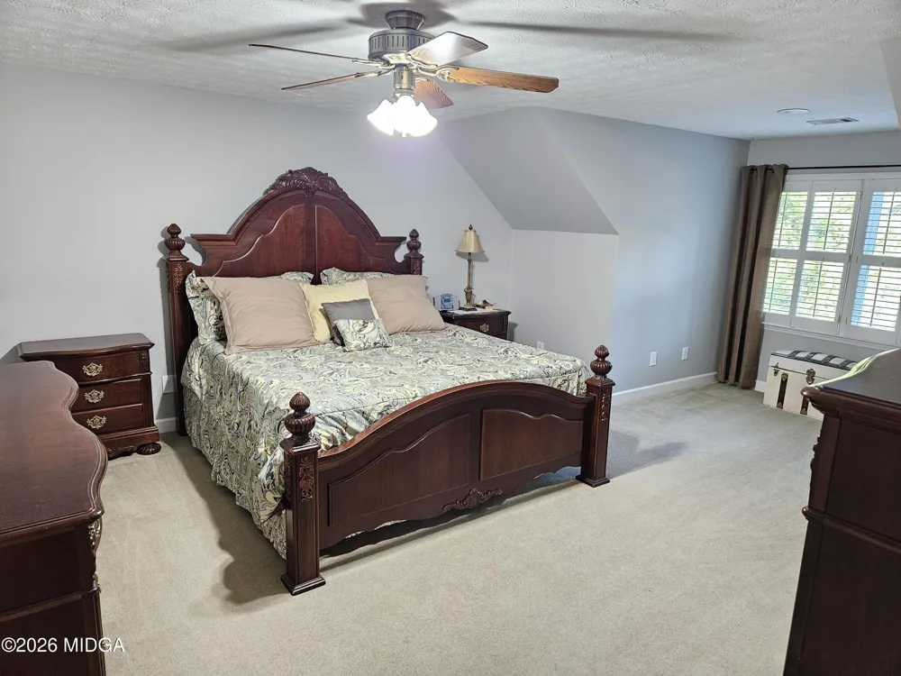 200 Gates Road Lizella, GA 31052